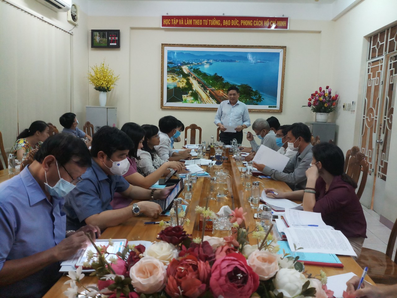 Phát huy vai trò lãnh đạo, chỉ đạo của Đảng ủy Khối các cơ quan tỉnh đối với công tác tổ chức, quản lý lớp học ở các chi bộ,  đảng bộ cơ quan, đơn vị